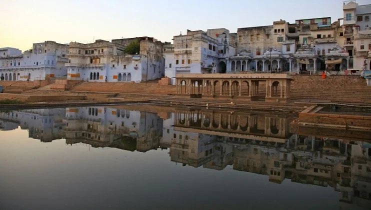 <div class="paragraphs"><p>5 famous lakes in Rajasthan</p></div>