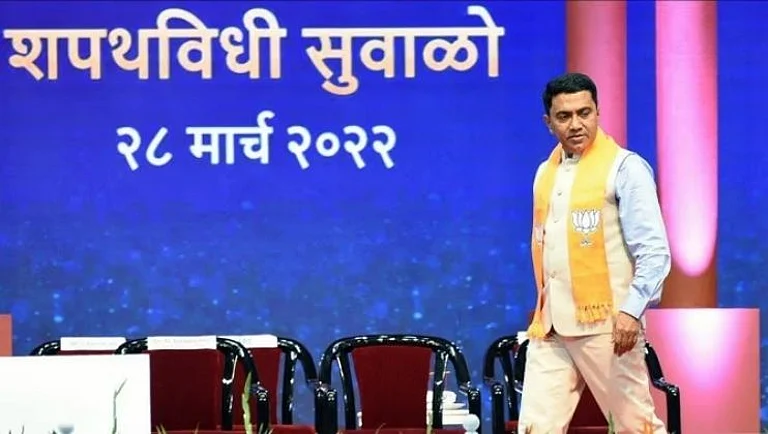 गोव्यात करोडपती मंत्र्यांच सरकार; कोण आहे किती कोटीचा धनी माहितीये