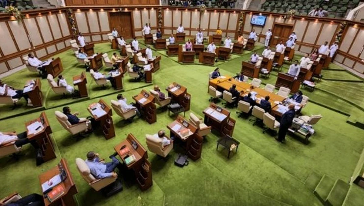 सुभाष फळदेसाईंची उपसभापती पदी निवड