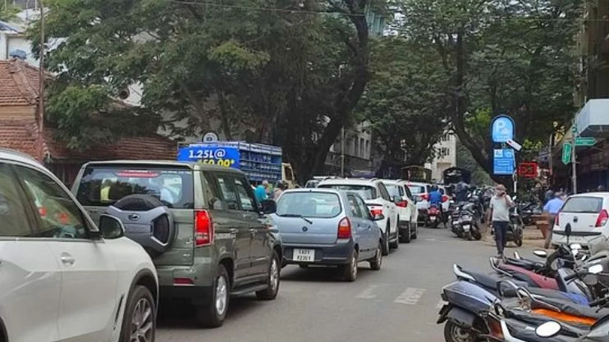 पणजी वाहतूक पोलिसांनी केली 'वर्दळीवेळी'च सिग्नल चाचणी