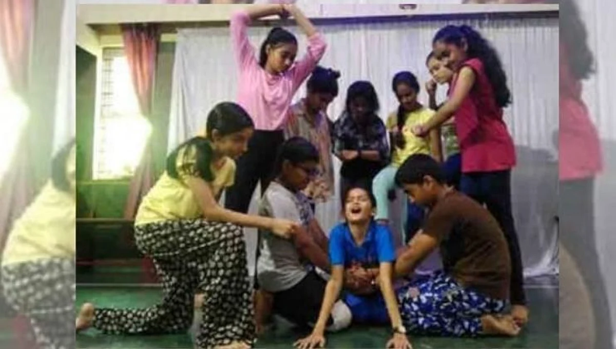 नाट्यशिबिर केवळ नाटकासंबंधी नसते तर...