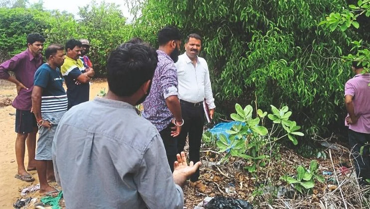 Medical Waste dumped in Patnem