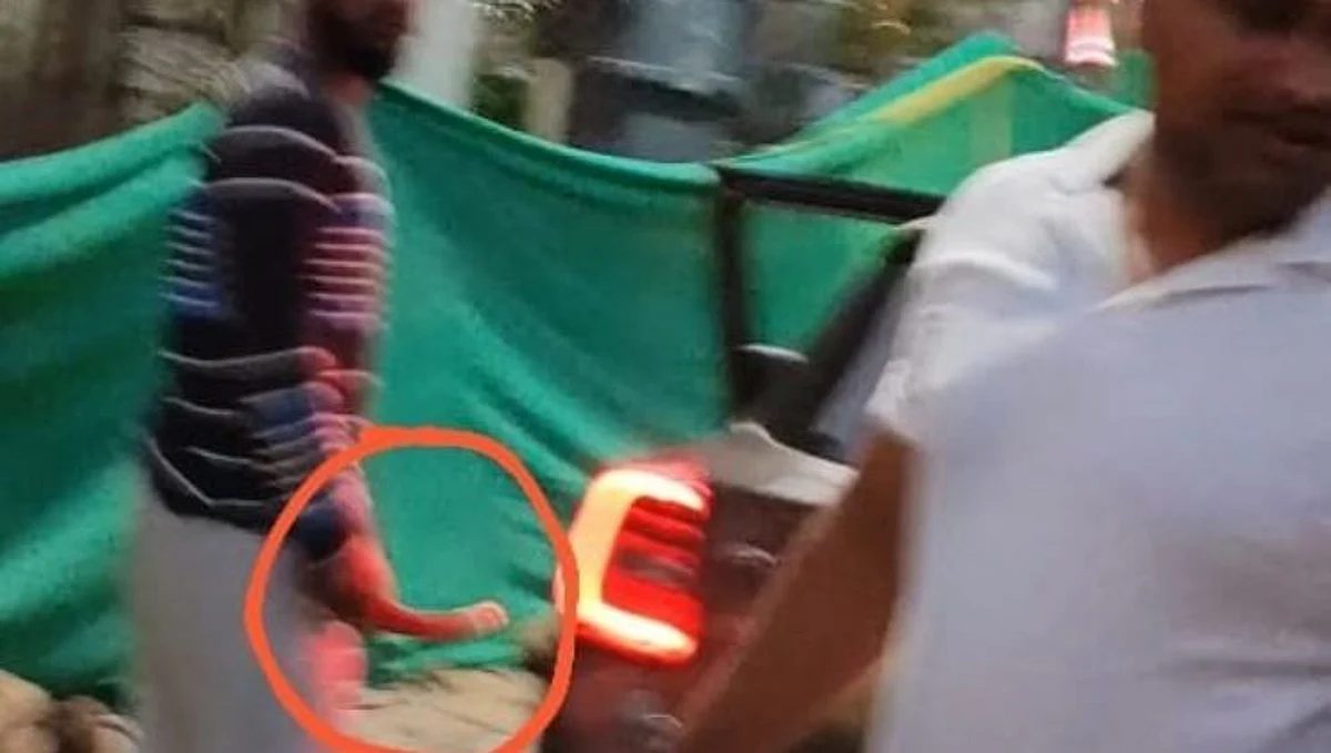 चाकूचा धाक दाखवून धमकावल्याचा व्हिडिओ व्हायरल; गोवा पोलिसांची कारवाई