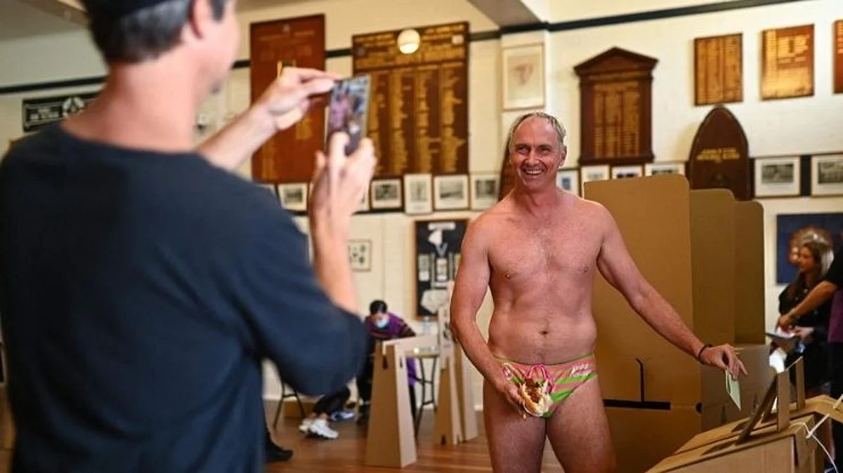 Aussies voted without pants