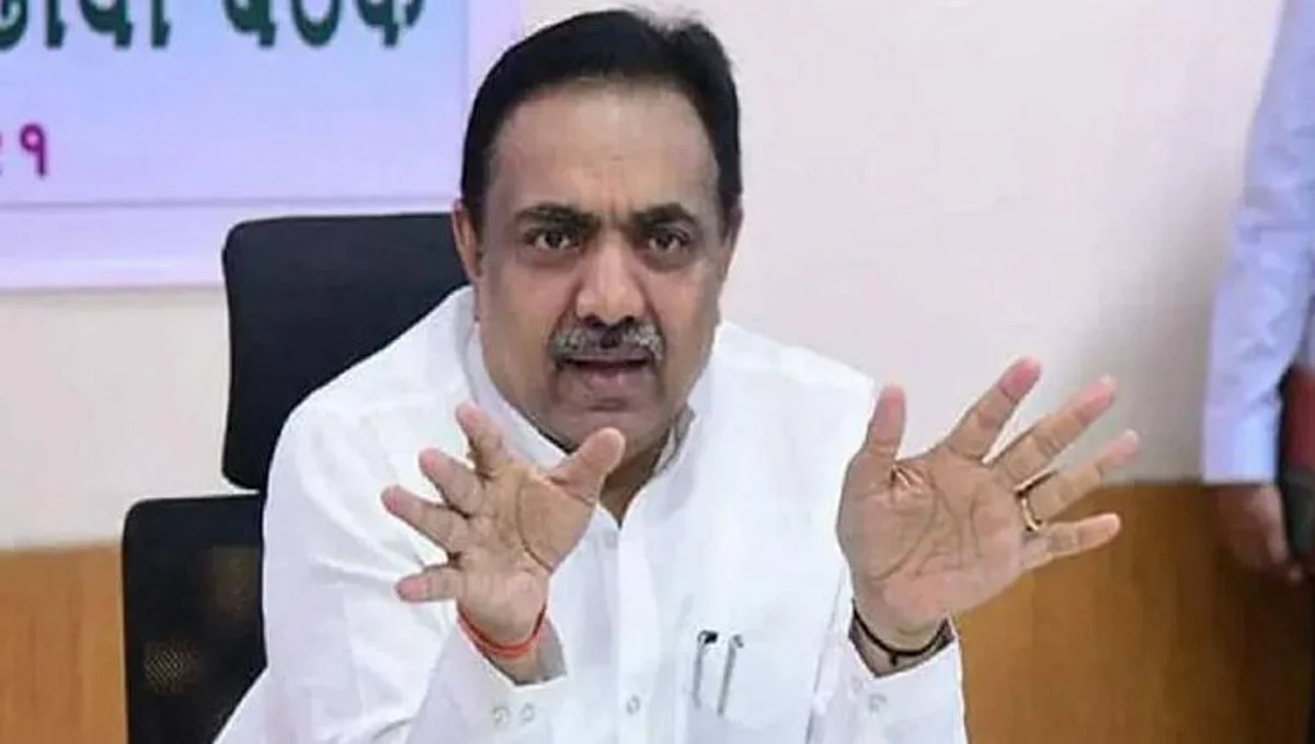 ''भाजप बुजगावण्यांना पुढे करत देशाच्या ज्वलंत प्रश्नांवरुन लक्ष्य हटवते आहे''