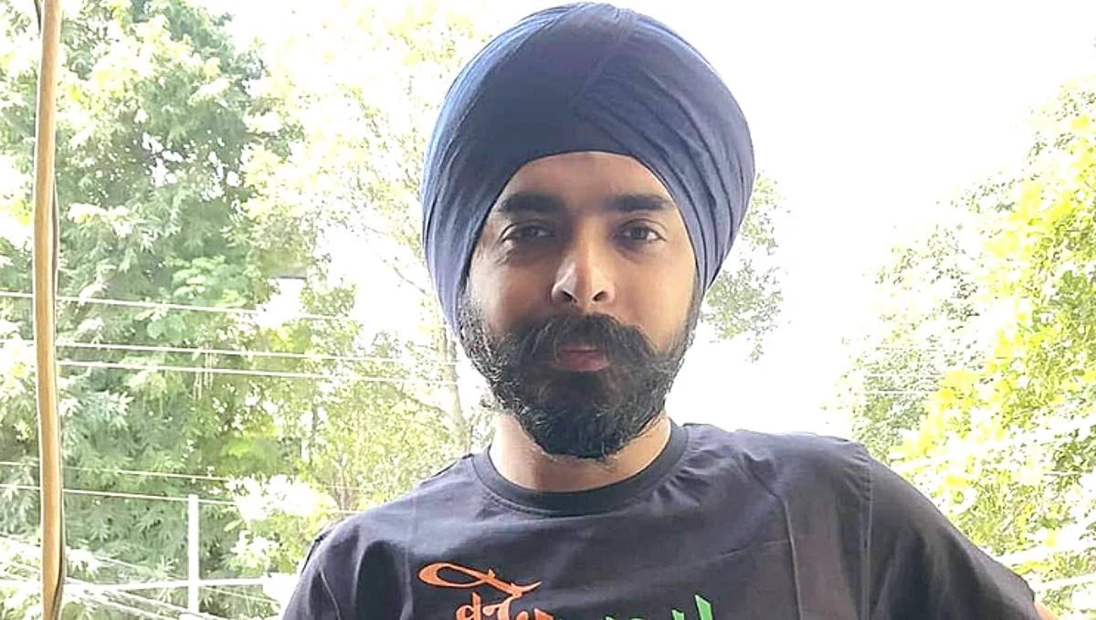 कुरुक्षेत्रात 'महाभारत', तजिंदर बग्गाला हरियाणा पोलिसांनी दिल्ली पोलिसांच्या दिले ताब्यात