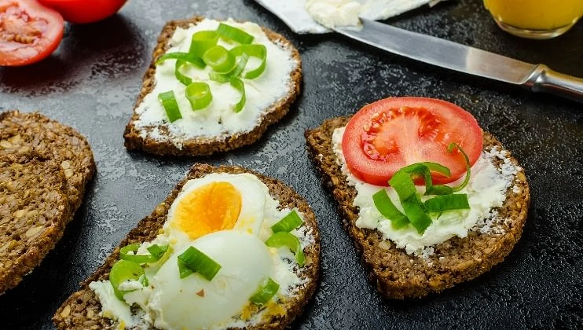 Evening Snacks: हेल्दी आणि लो कॅलरी पदार्थांचे सेवन आरोग्यदायी