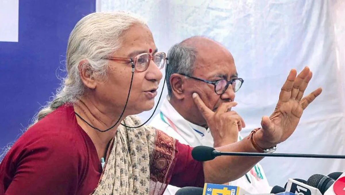 महाराष्ट्राच्या हक्काचे अर्धे पाणी गुजरातला देणे बेकायदेशीर : मेधा पाटकर