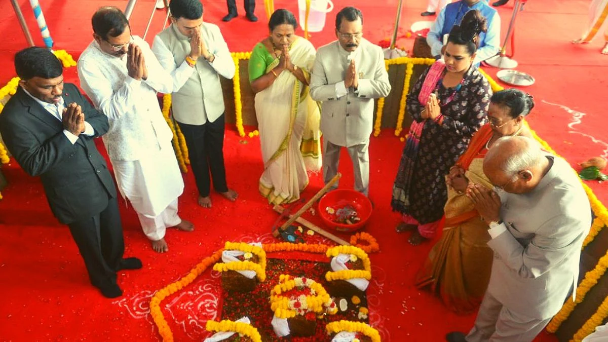 राष्ट्रपतींच्या हस्ते राजभवनाची पायाभरणी