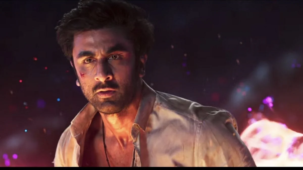 Brahmastra Trailer: रणबीर-आलियाच्या रोमान्ससह ट्रेलरमध्ये अॅक्शनचा तडका