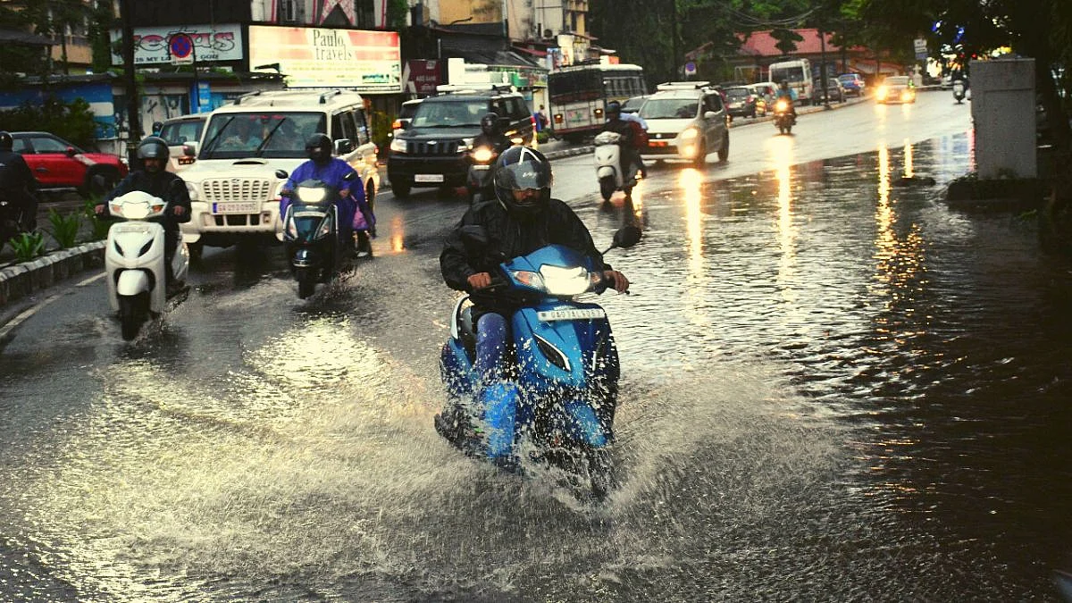 Traffic jam in Panaji due to rains