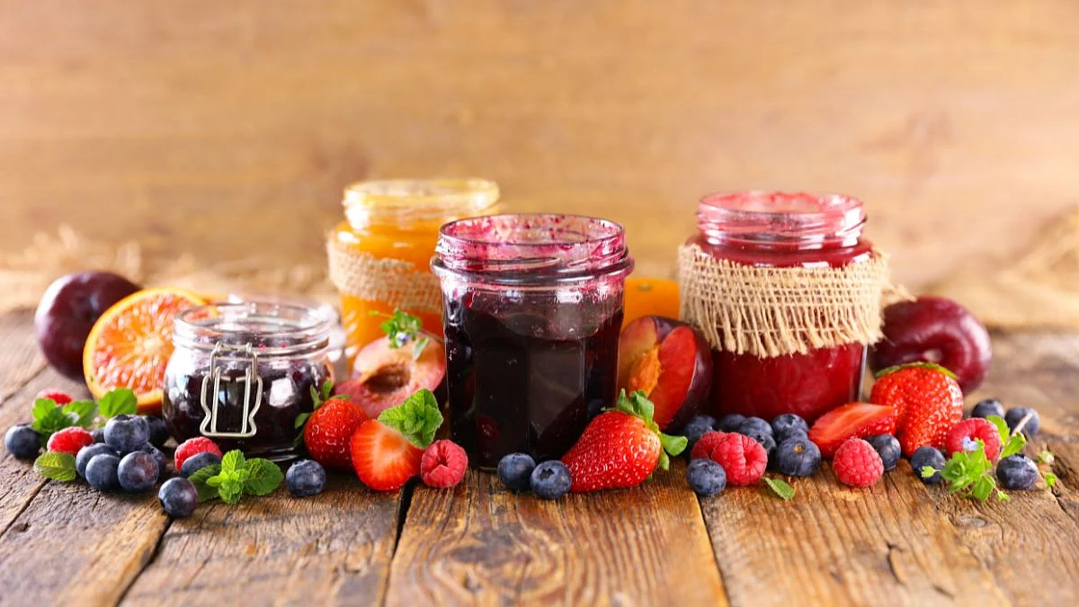 Mixed Fruit Jam Recipe: मुलांसाठी घरीच बनवा हेल्दी फ्रूट जॅम