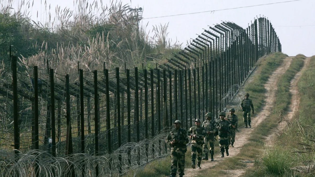 Arunachal Pradesh: चीनच्या सीमेवरून लष्कराचे दोन जवान बेपत्ता