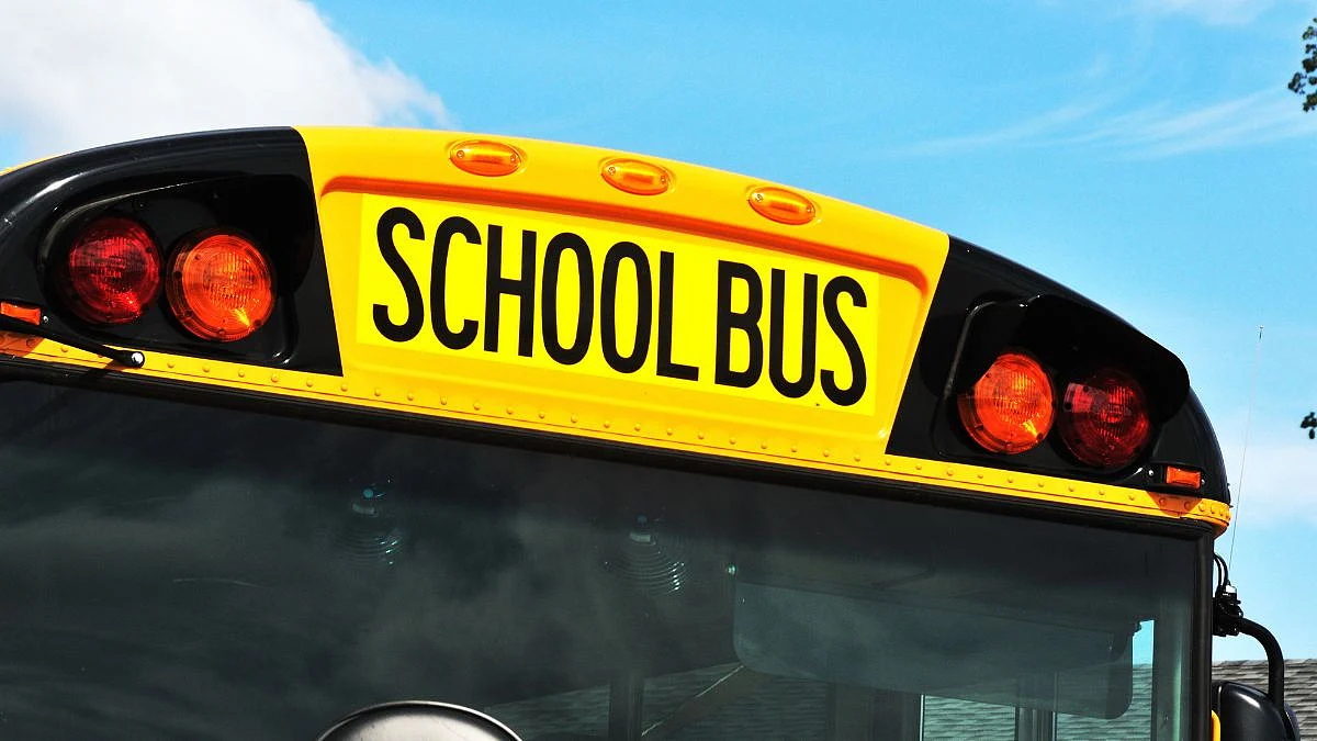 School Bus: पालकांच्या बजेटला कात्री! स्कूल बसच्या दरात 20 टक्क्यांनी वाढ