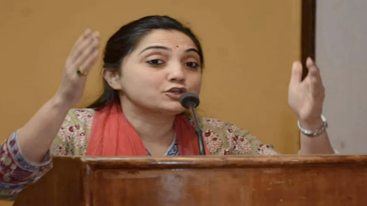 नुपूर शर्मांच्या समर्थनार्थ पाकिस्तानमध्ये उठला आवाज, मौलानांनी मुस्लिमांवर केला आरोप
