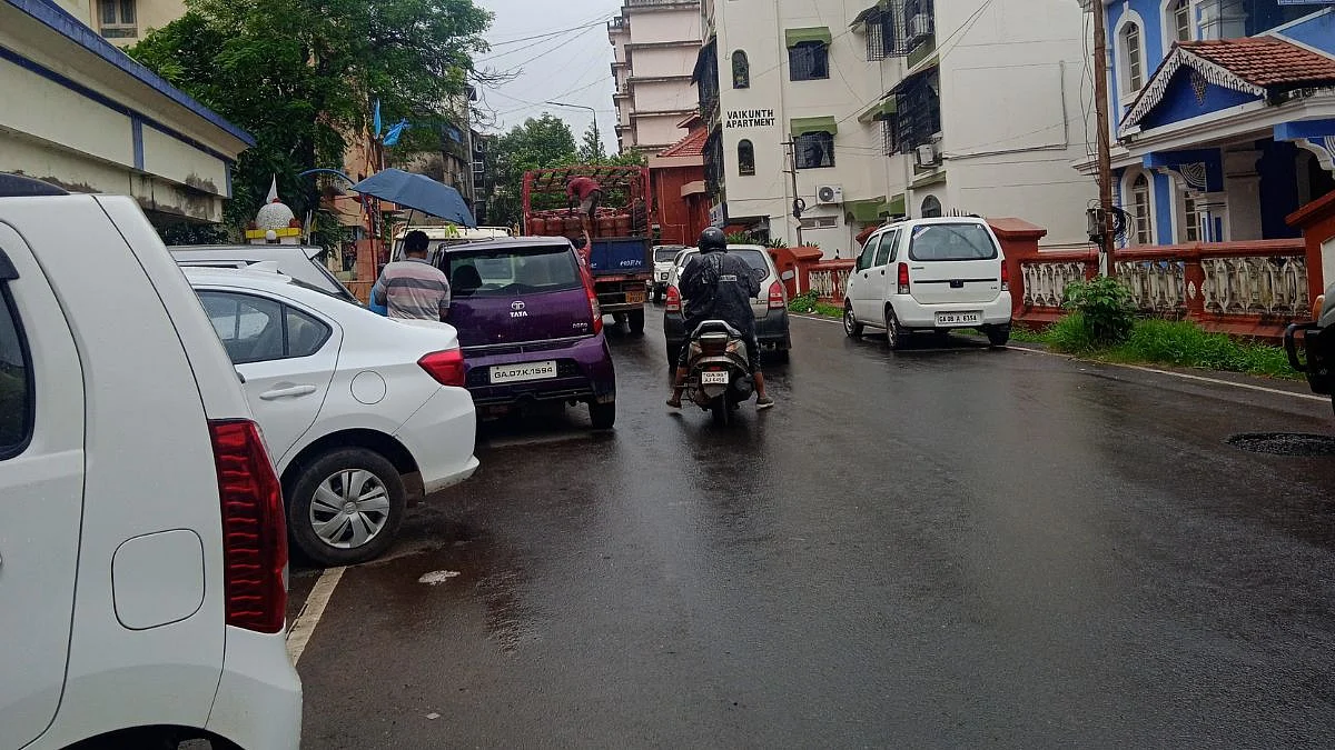 Madgaon Parking Issue