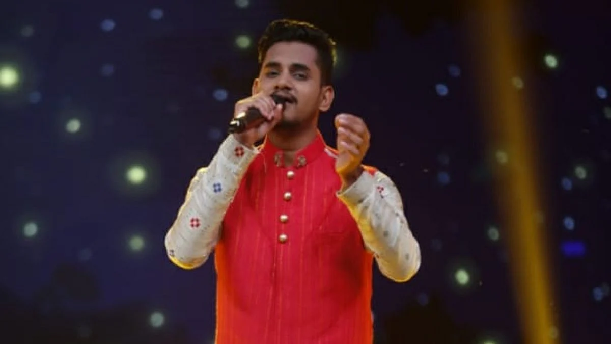 Nawab Shaikh in Sur Nava Dhyas Nava