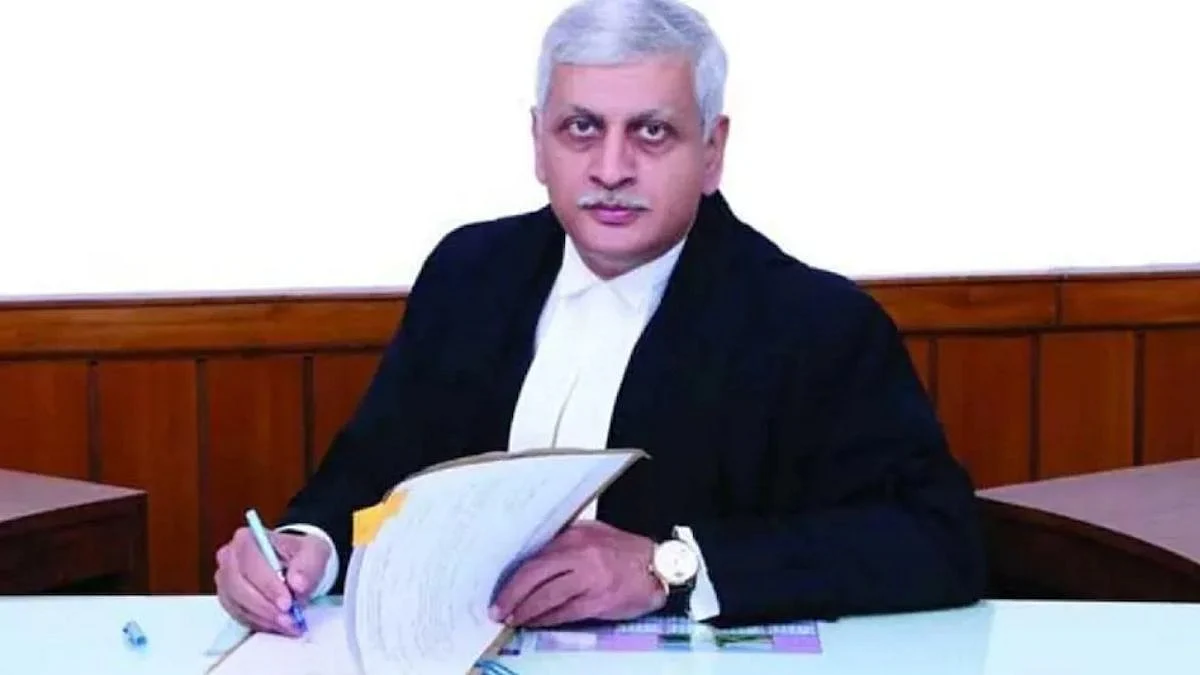 Justice UU Lalit
