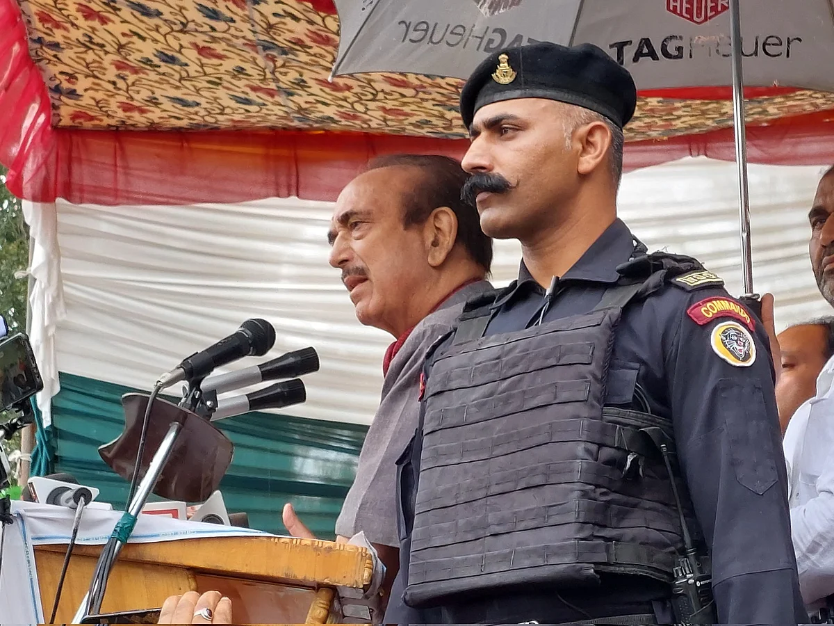 'काश्मीरचा विशेष दर्जा परत येणार नाही' ; गुलाम नबी आझाद यांचे रॅलीदरम्यान वक्तव्य