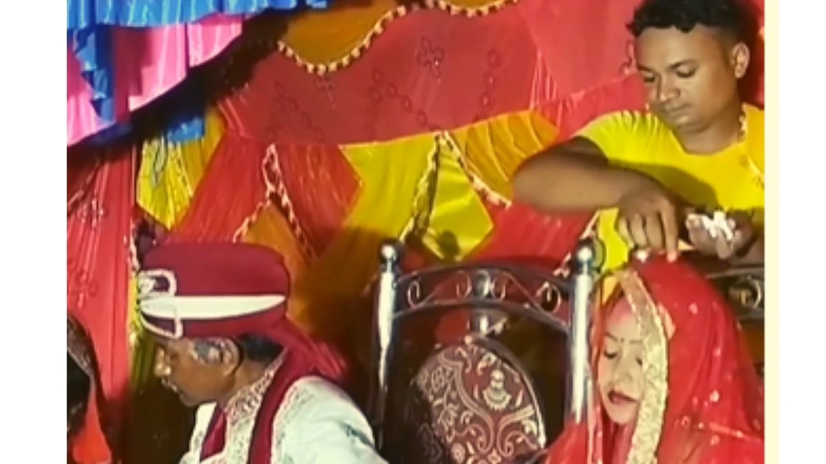 Viral Video lover came and took the bride away