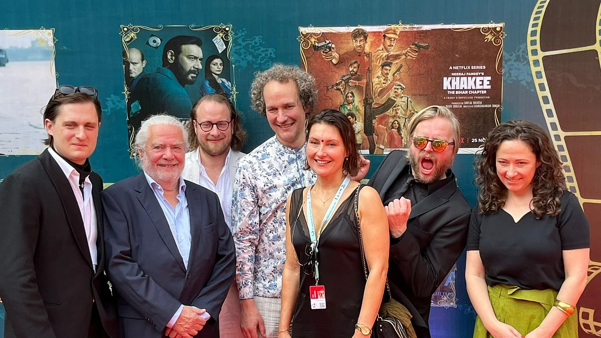 Alma Oscar Star Cast