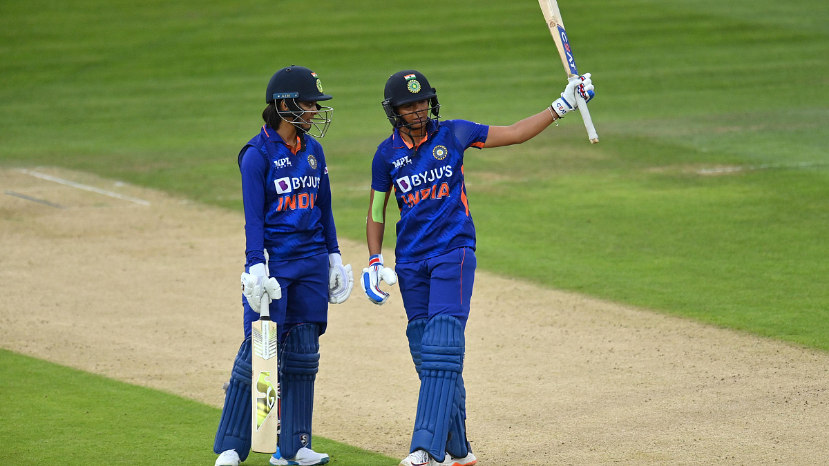 Harmanpreet Kaur and Smriti Mandhana