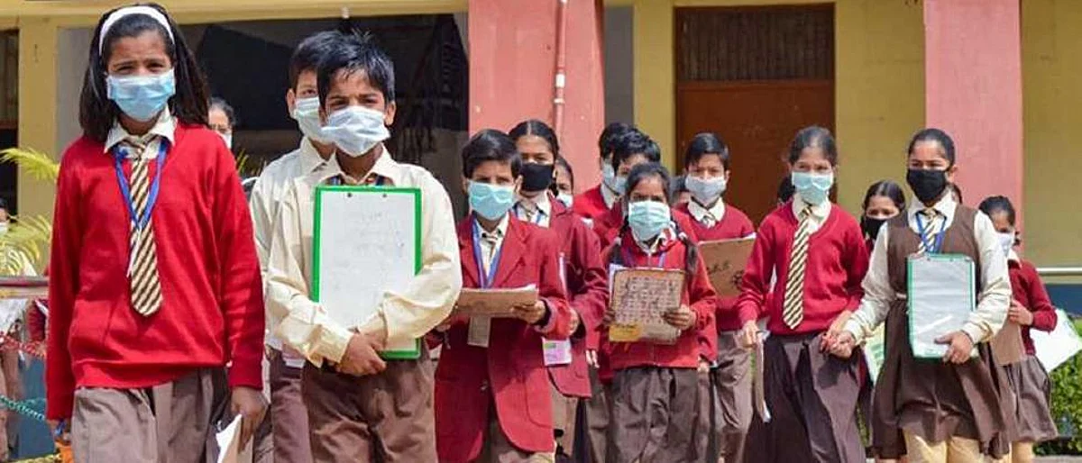 शाळा उघडणार, तर विद्यार्थ्यांनाही जपा!