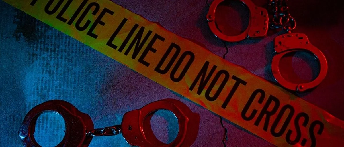POLICE LINE.jpg