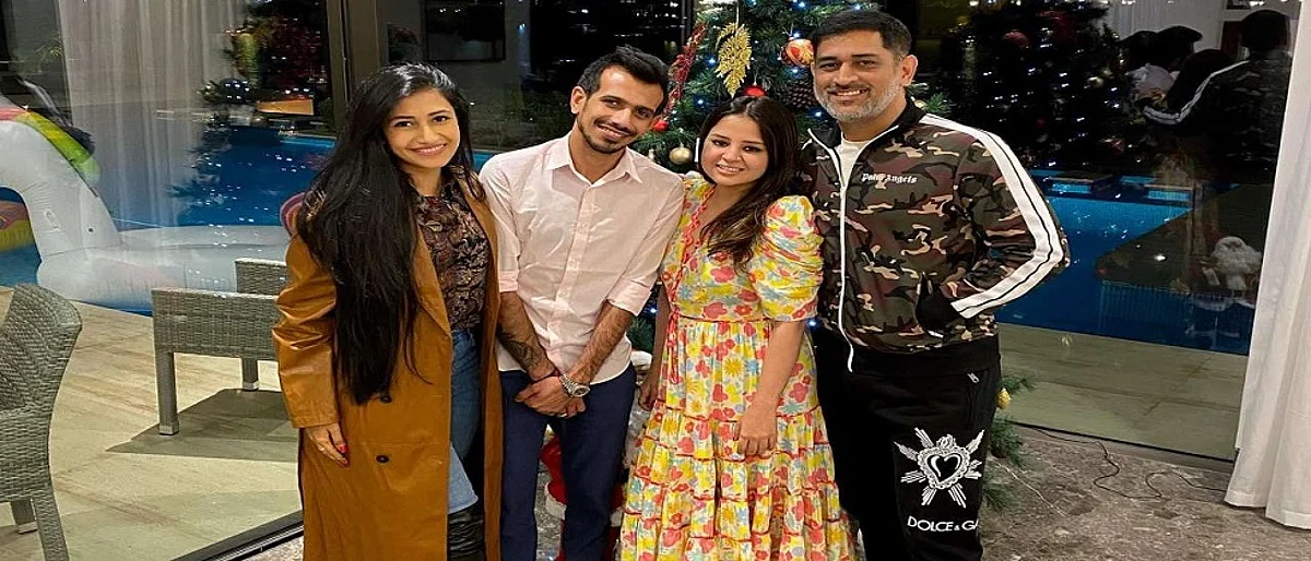 हनीमून सोडून युजवेंद्र चहल धोनीच्या भेटीला...