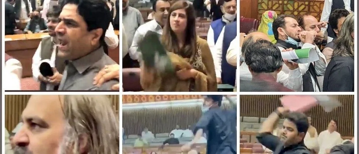 Video: पाकिस्तानी संसदेत शिव्या, आरडाओरड, अन.. गोंधळाचे Live टेलिकास्ट