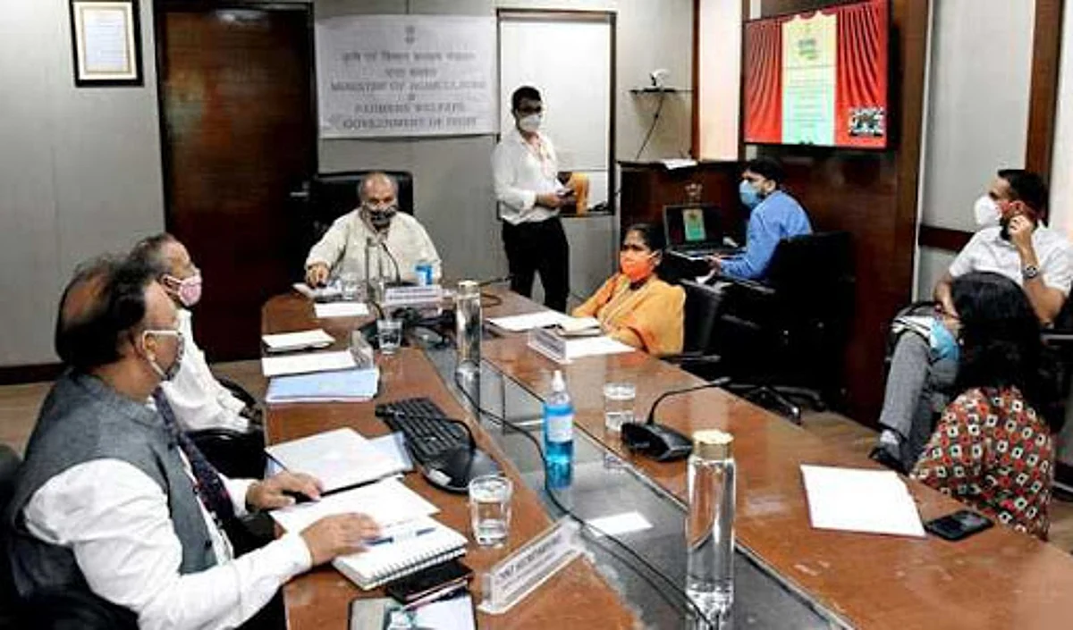 वित्त आयोगाने घेतली ग्रामविकास मंत्रालयासोबत बैठक