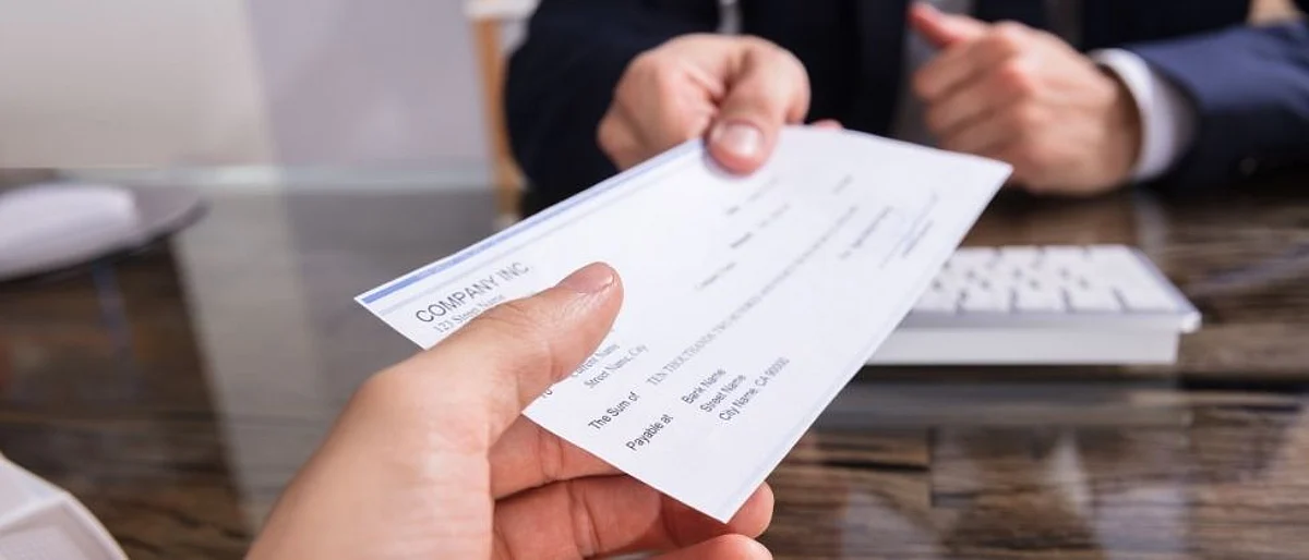 'या' तीन बँकांच्या Cheque Payment आणि IFSC कोडमध्ये 1 जून पासून होणार बदल...