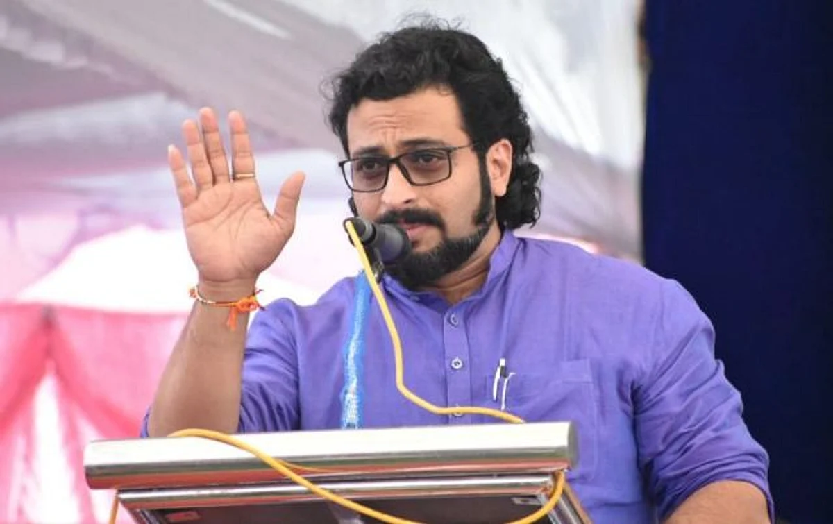 शरद पवारांचा डोक्यावर 'वरदहस्त' म्हणून शिवसेनेचा मुख्यमंत्री - डॉ. अमोल कोल्हे
