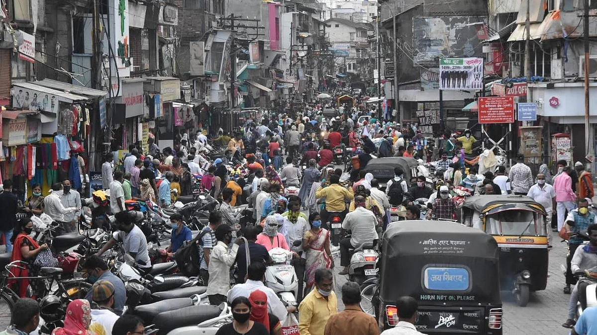 Social distancing violations galore in city