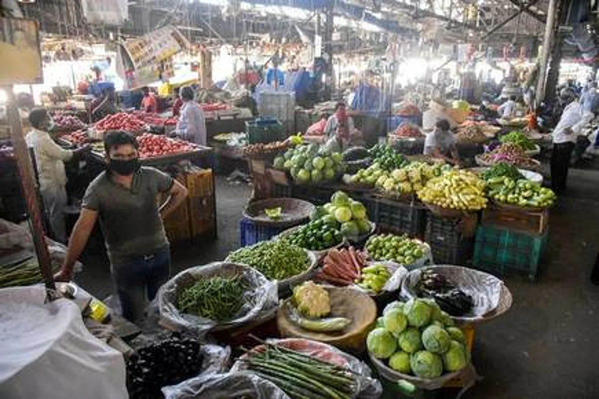 नगर शहराबाहेर प्रशस्त एपीएमसी मार्केटची गरज