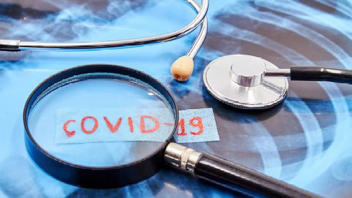 COVID-19 vaccine rollout: Administration to register health employees first