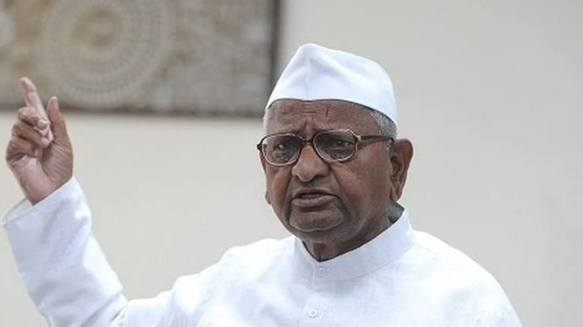 ठाकरे सरकारविरोधात अण्णांची आंदोलनाची हाक