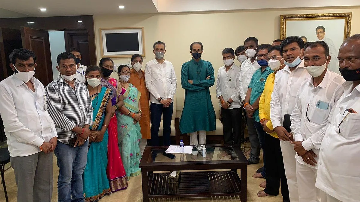 पारनेरचे नगरसेवक स्वगृही, नेता मात्र बदलला