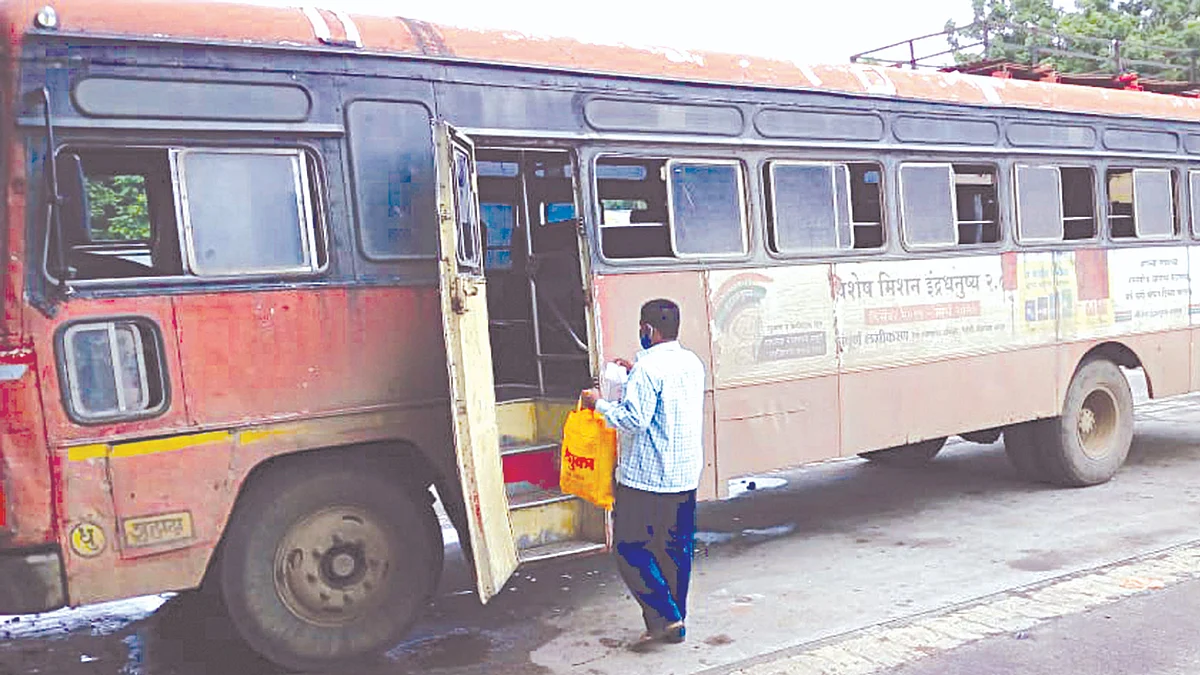 नाशिक-कोल्हापूर बससेवेला प्रारंभ
