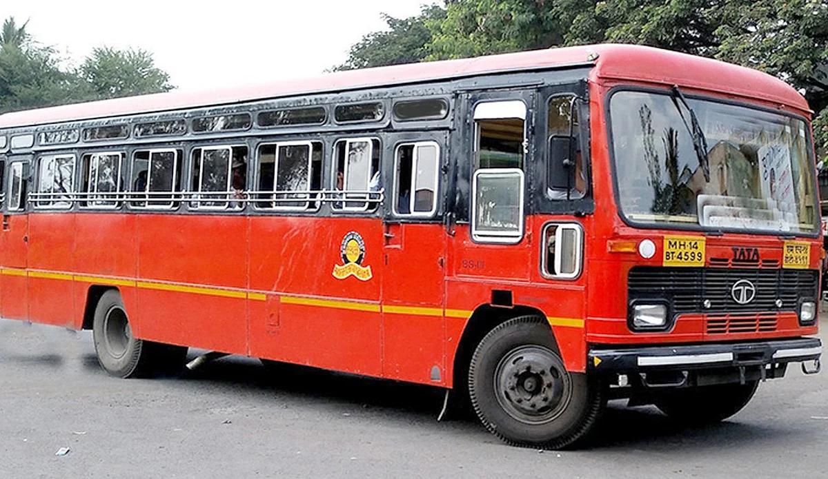 एसटी कर्मचाऱ्यांना सुखद धक्का