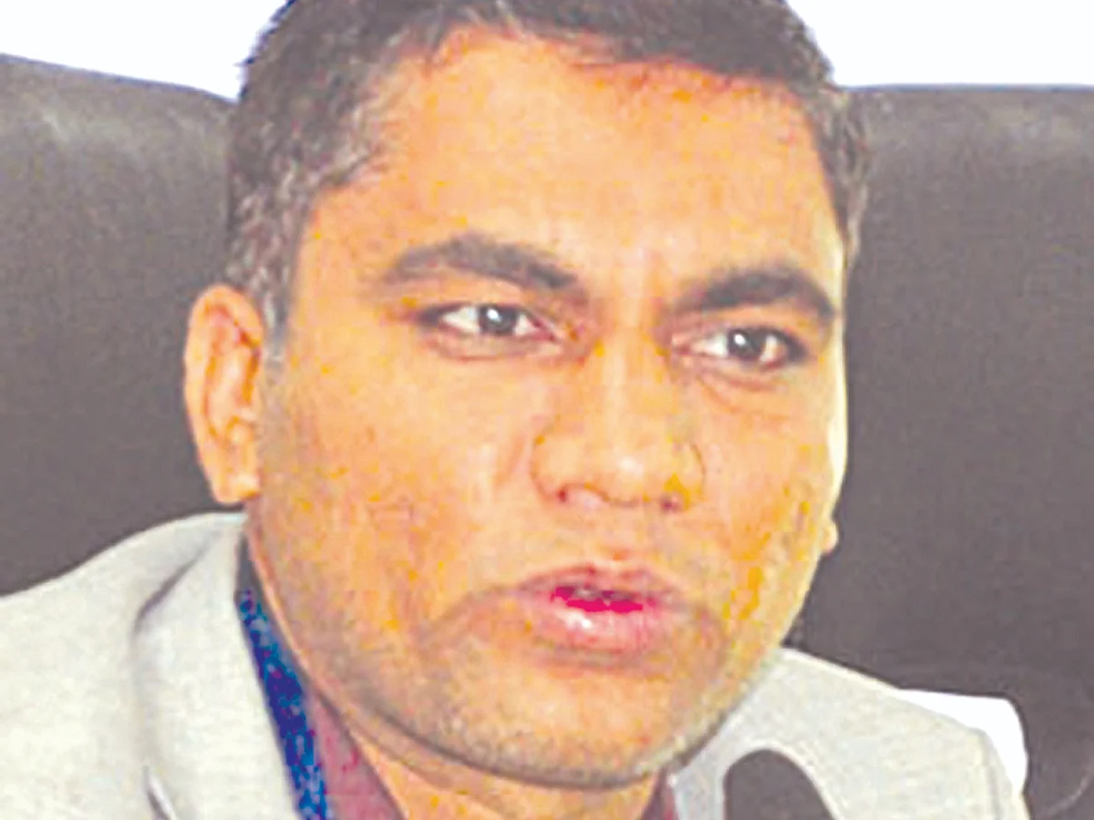 Nandurbar Collector Dr Rajendra Bharud | नंदुरबार जिल्हाधिकारी डॉ.राजेंद्र भारुड