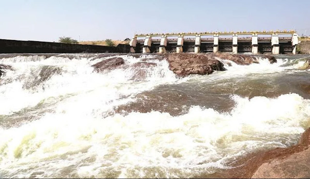 Heavy rains continue; Gangapur Dam 87% full