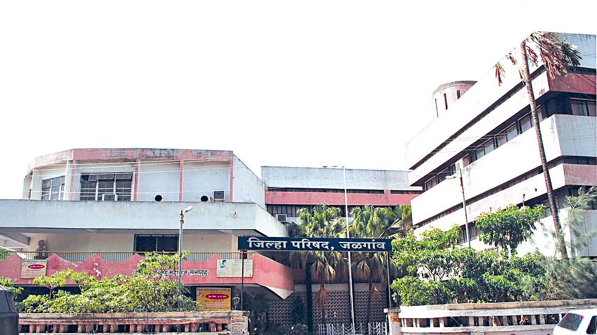 आदर्श शिक्षक पुरस्कारासाठी १५ शिक्षकांची यादी जाहीर