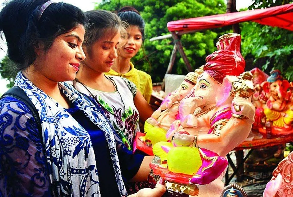 दिंडोरी तालुक्यात बाप्पाच्या आगमनाची आतुरता