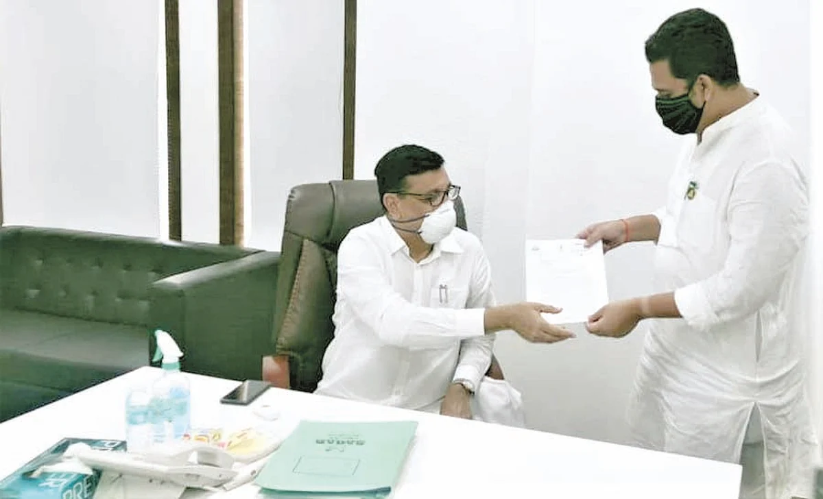 खंडकरी शेतकर्यांच्या जमिनी वर्ग-1 करा