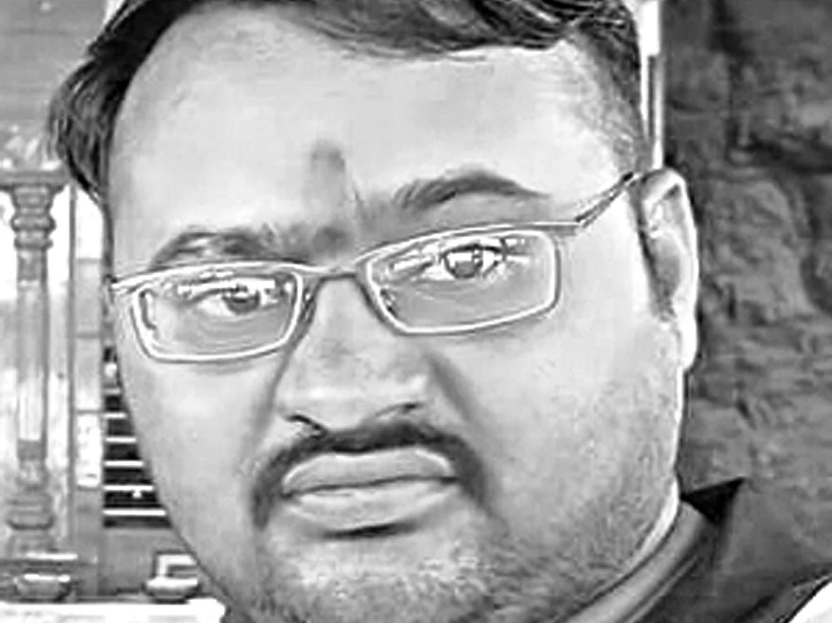 कापडण्याच्या तरुणाचा अपघातात मृत्यू