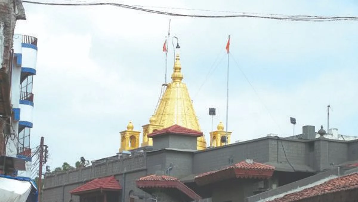साईबाबा संस्थानच्या अध्यक्षपदावरून कॉग्रेस आणि राष्ट्रवादीमध्ये रस्सीखेच