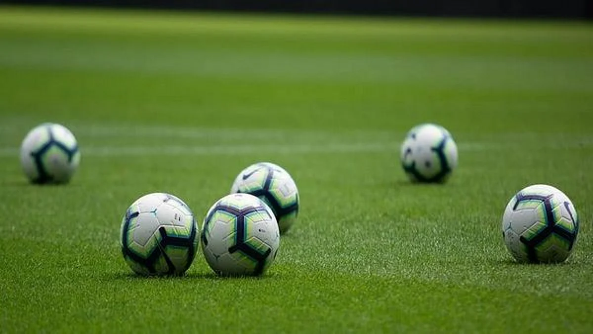 Indian football moving on the right path: Adil Khan