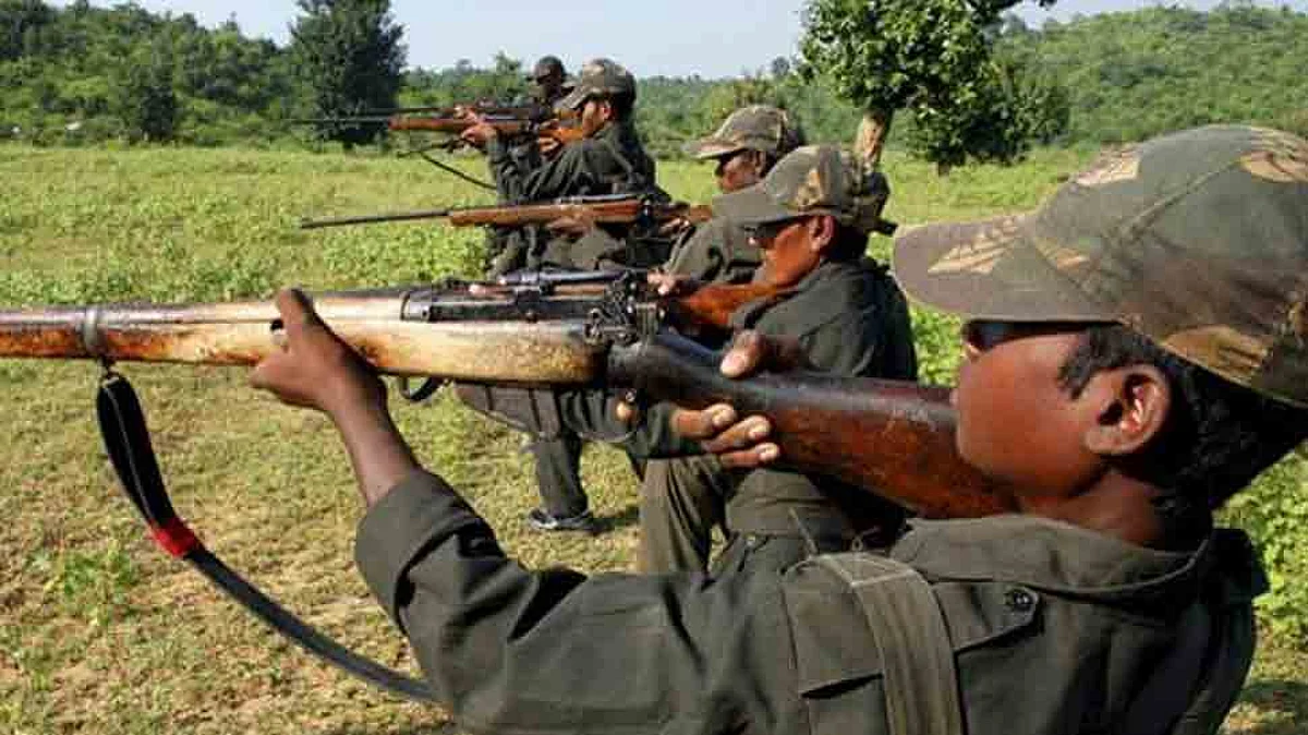 गडचिरोलीत 26 नक्षलींना कंठस्नान