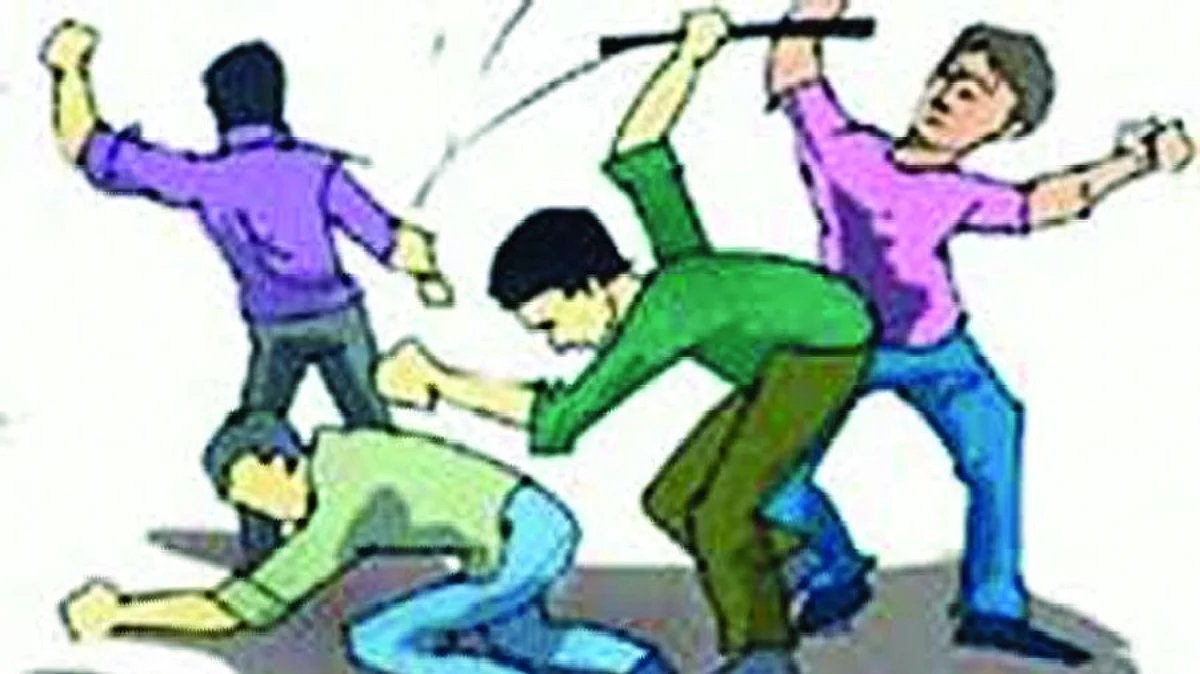 केडगावात दोन कुटुंबात दगडफेक, हाणामारी